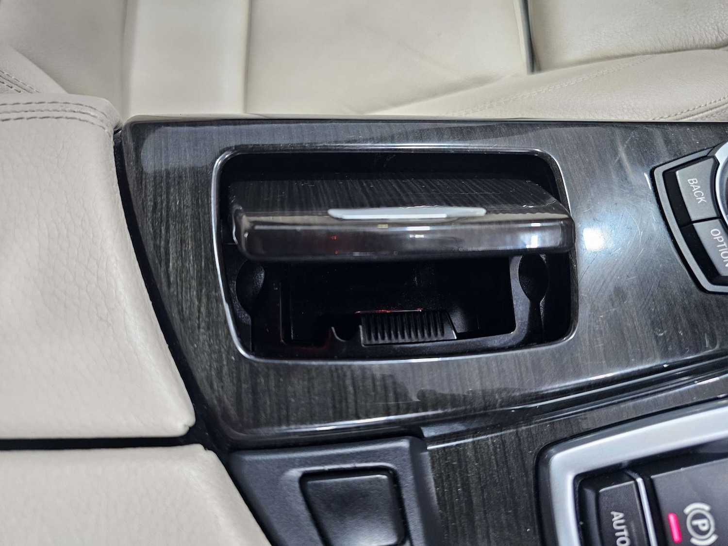 Used BMW 5 Series 2012 for sale - 77135713: Photo 54