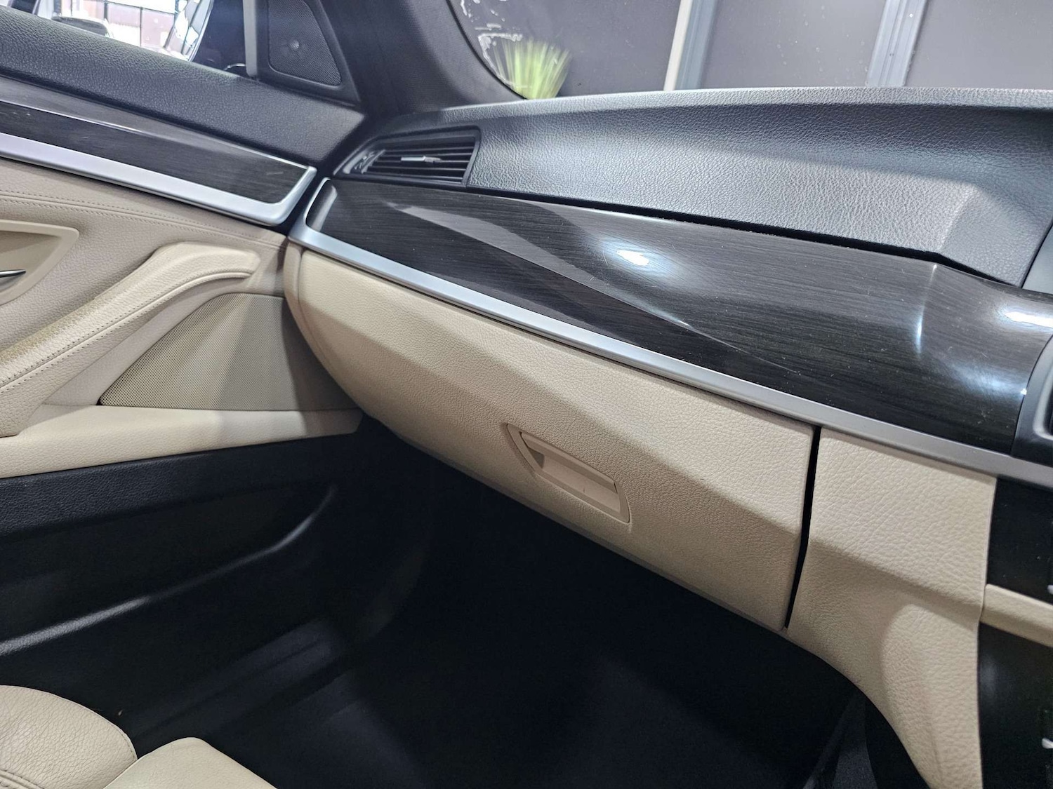 Used BMW 5 Series 2012 for sale - 77135713: Photo 66