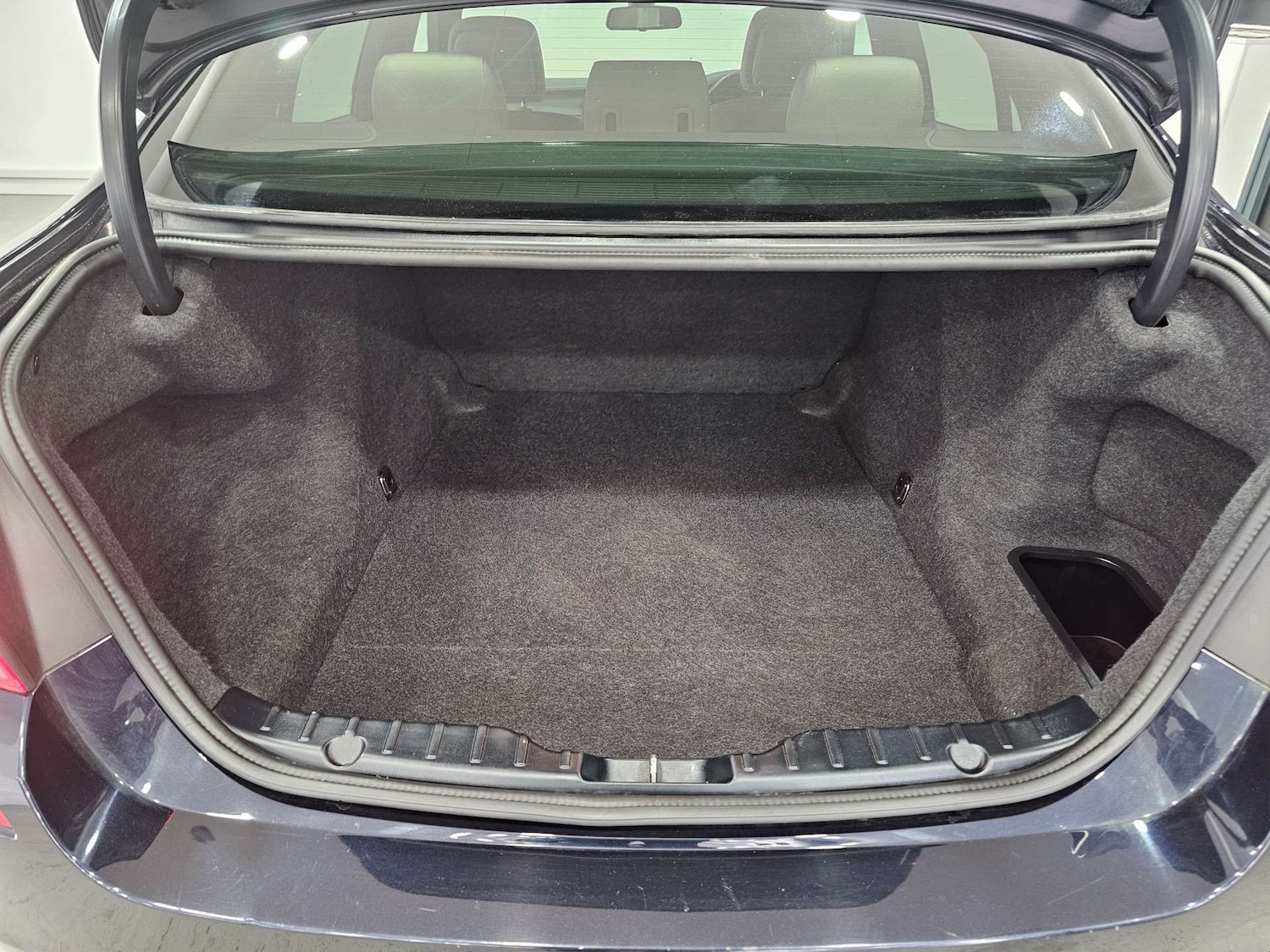 Used BMW 5 Series 2012 for sale - 77135713: Photo 92