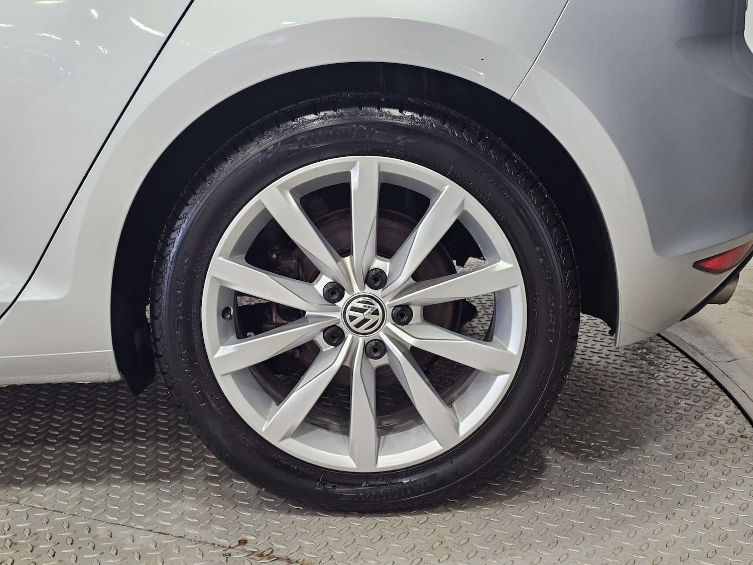 Used Volkswagen Golf 2015 for sale - 77151110: Photo 25