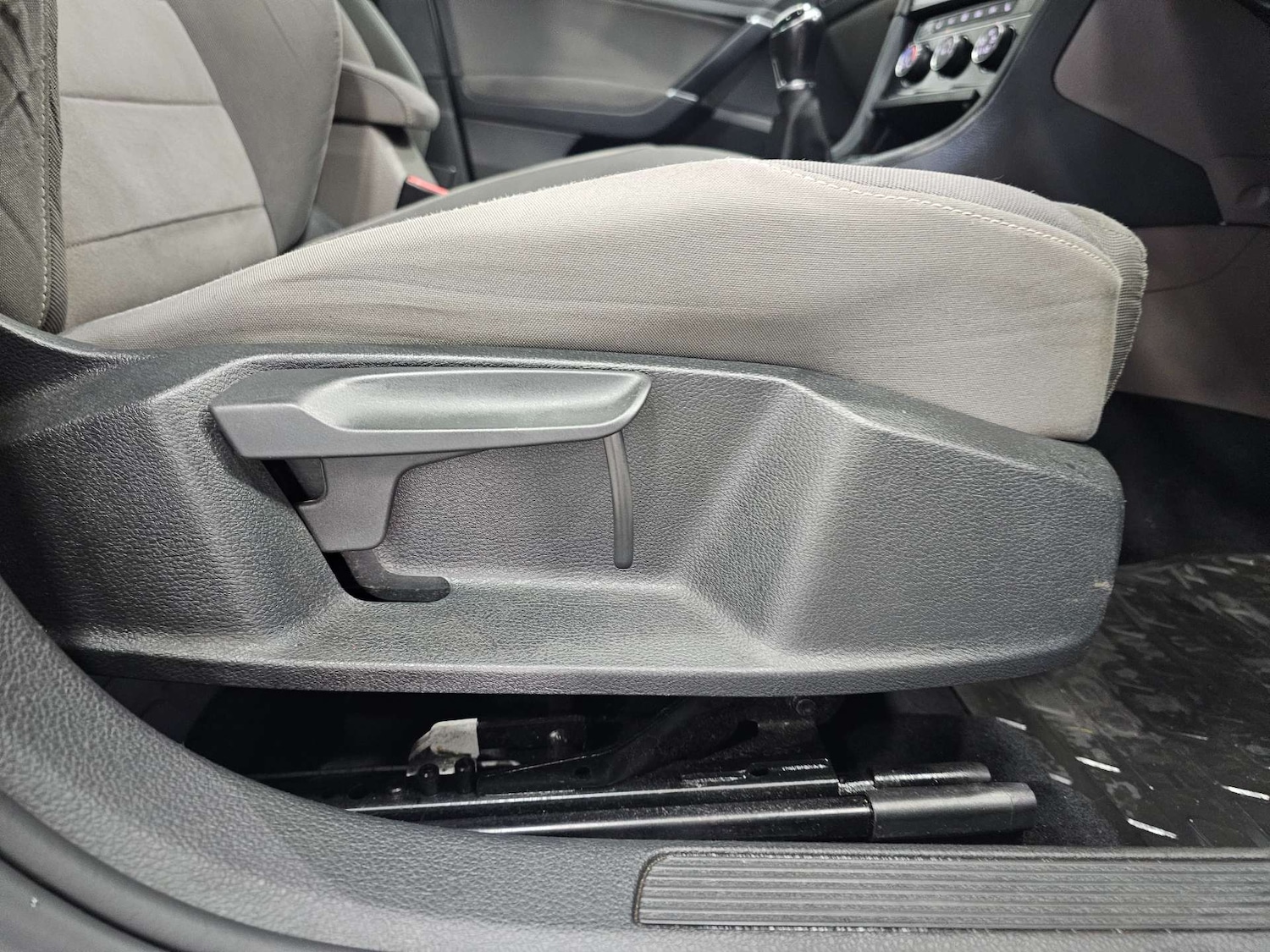 Used Volkswagen Golf 2015 for sale - 77151110: Photo 58