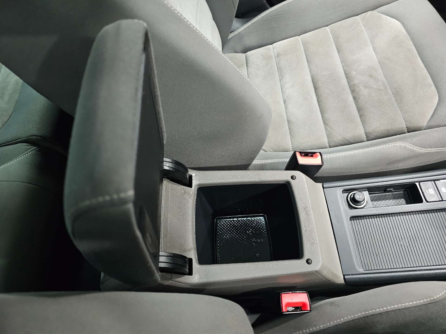 Used Volkswagen Golf 2015 for sale - 77151110: Photo 66