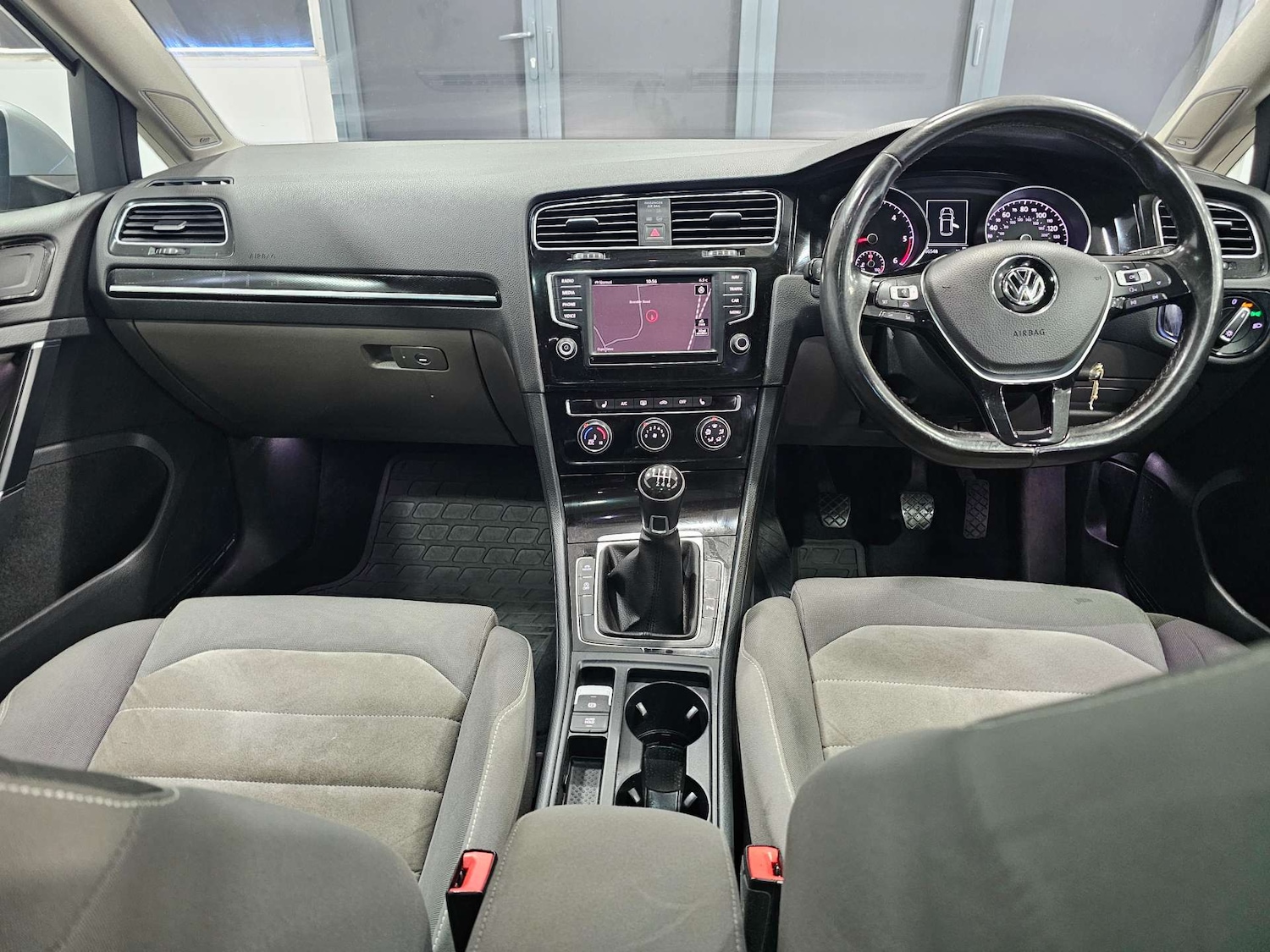 Used Volkswagen Golf 2015 for sale - 77151110: Photo 82