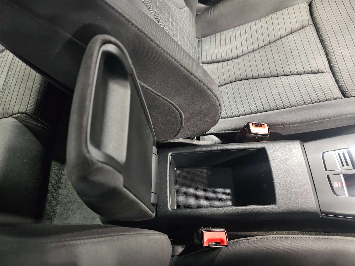 Used Audi A3 2016 for sale - 77170316: Photo 65