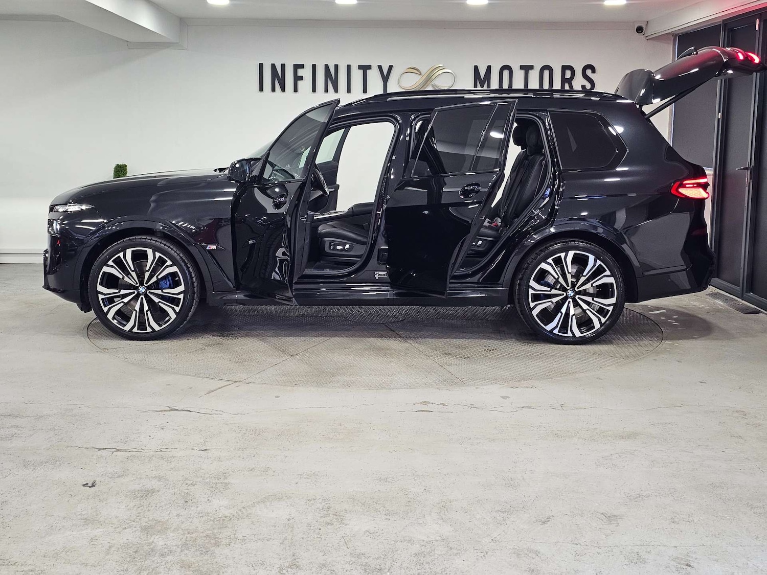 Used BMW X7 2023 for sale - 77900972: Photo 48