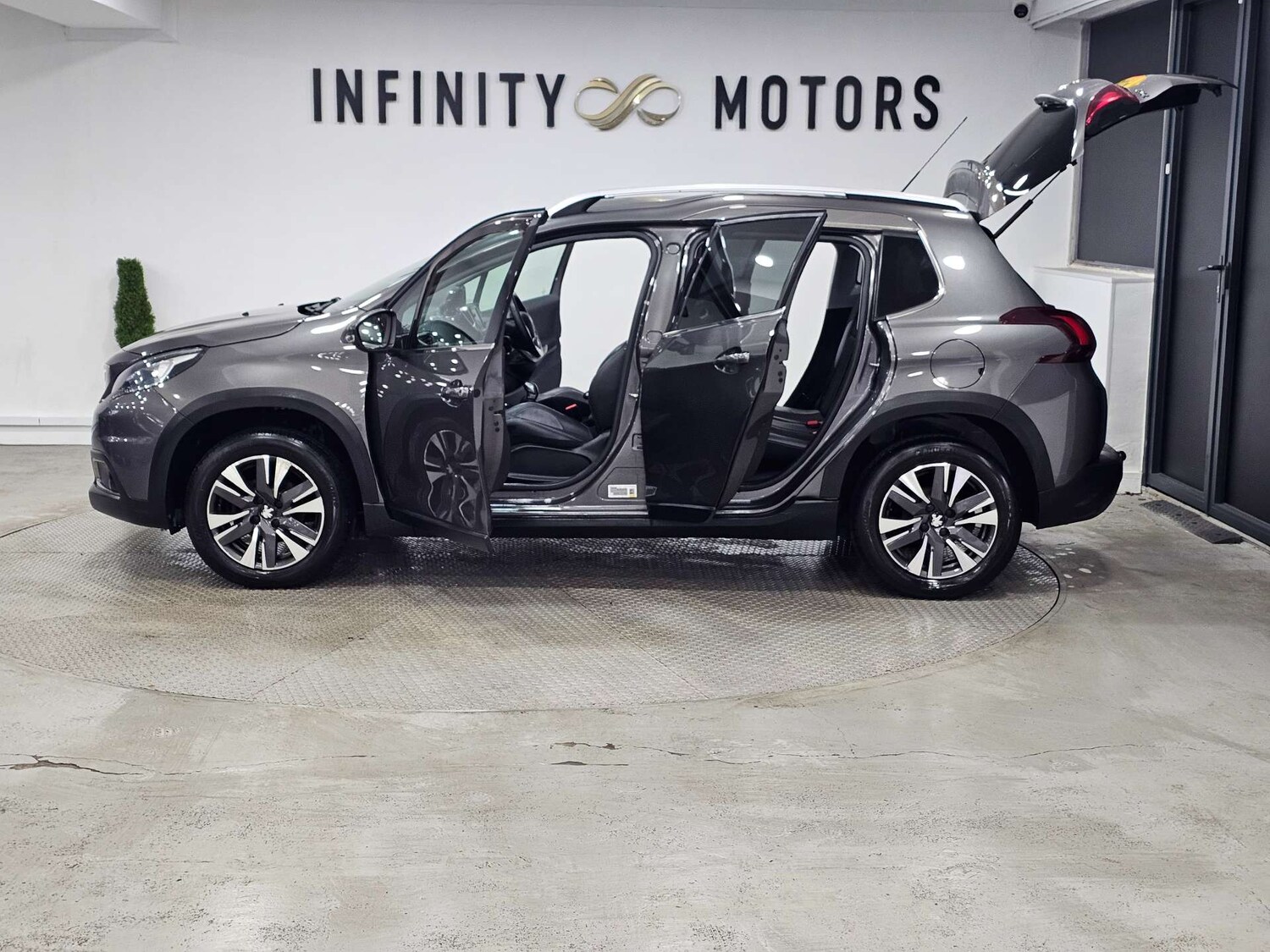 Used Peugeot 2008 2018 for sale - 77161977: Photo 46