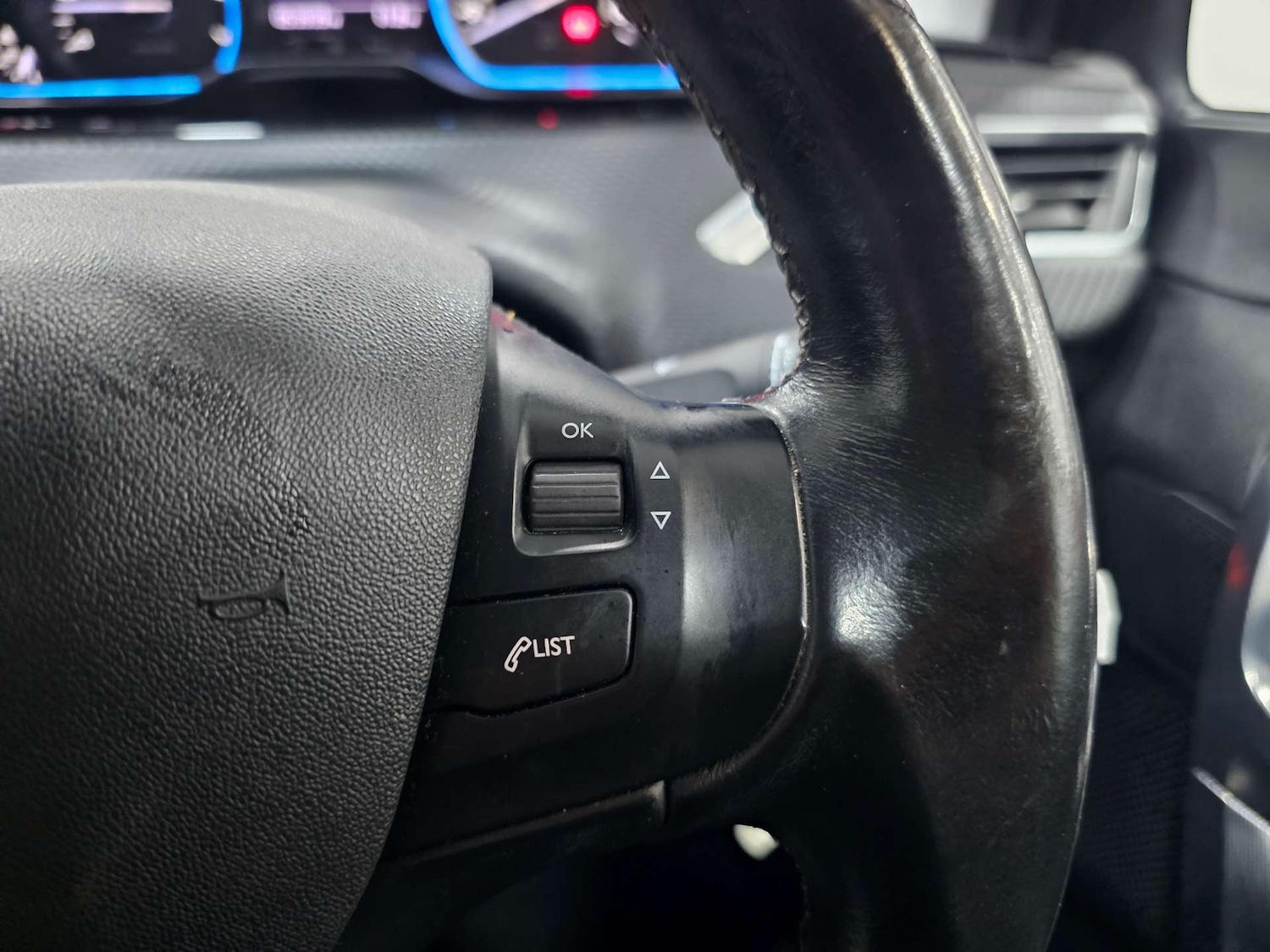 Used Peugeot 2008 2018 for sale - 77161977: Photo 51