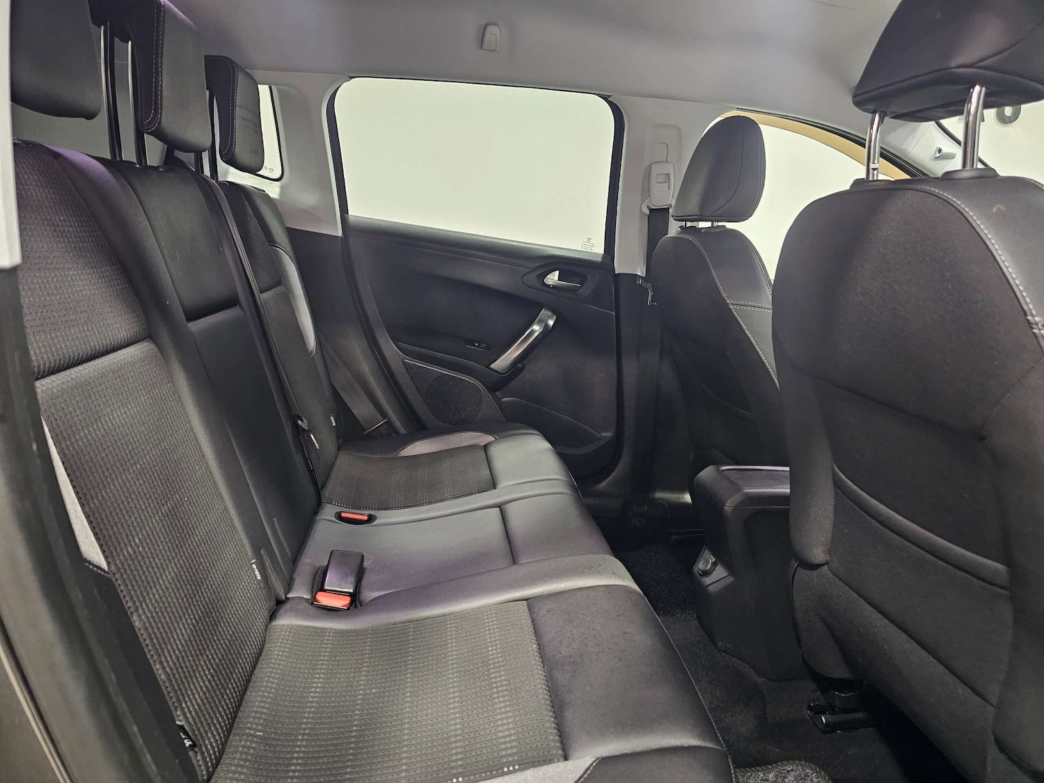 Used Peugeot 2008 2018 for sale - 77161977: Photo 71