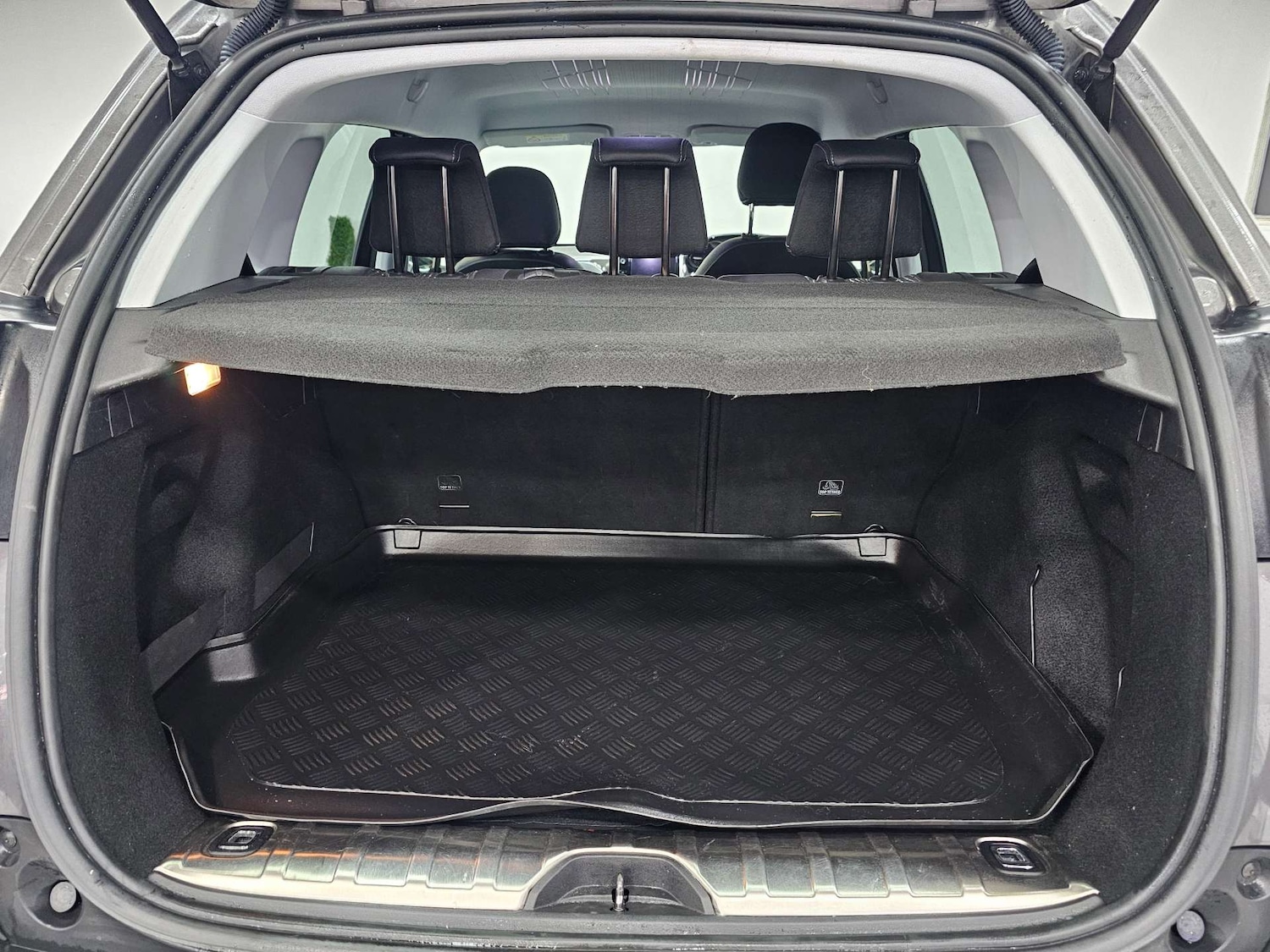 Used Peugeot 2008 2018 for sale - 77161977: Photo 76