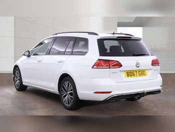 Used Volkswagen Golf 2017 for sale - 78310894: Photo