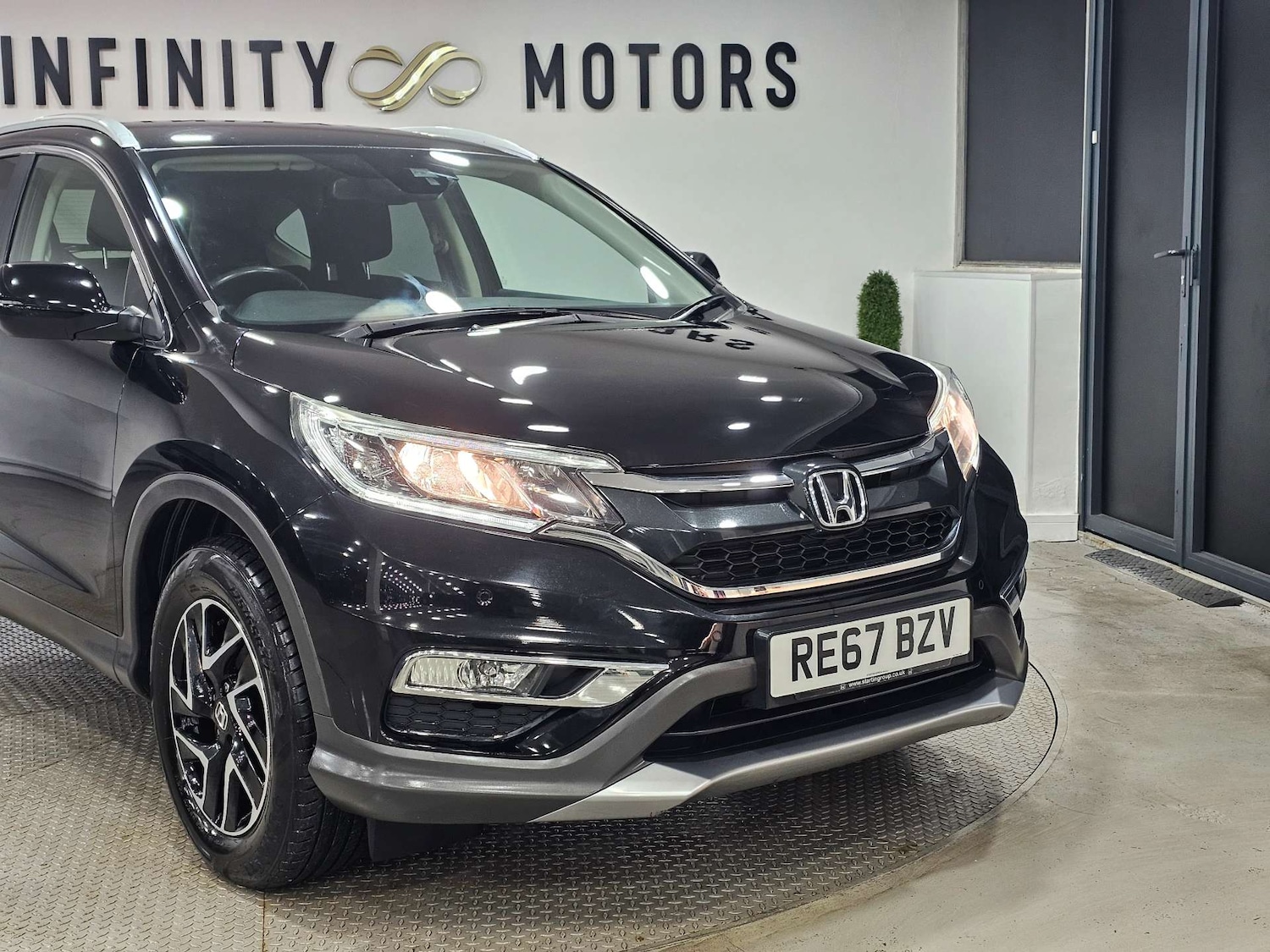 Used Honda CR-V 2017 for sale - 77047454: Photo 14