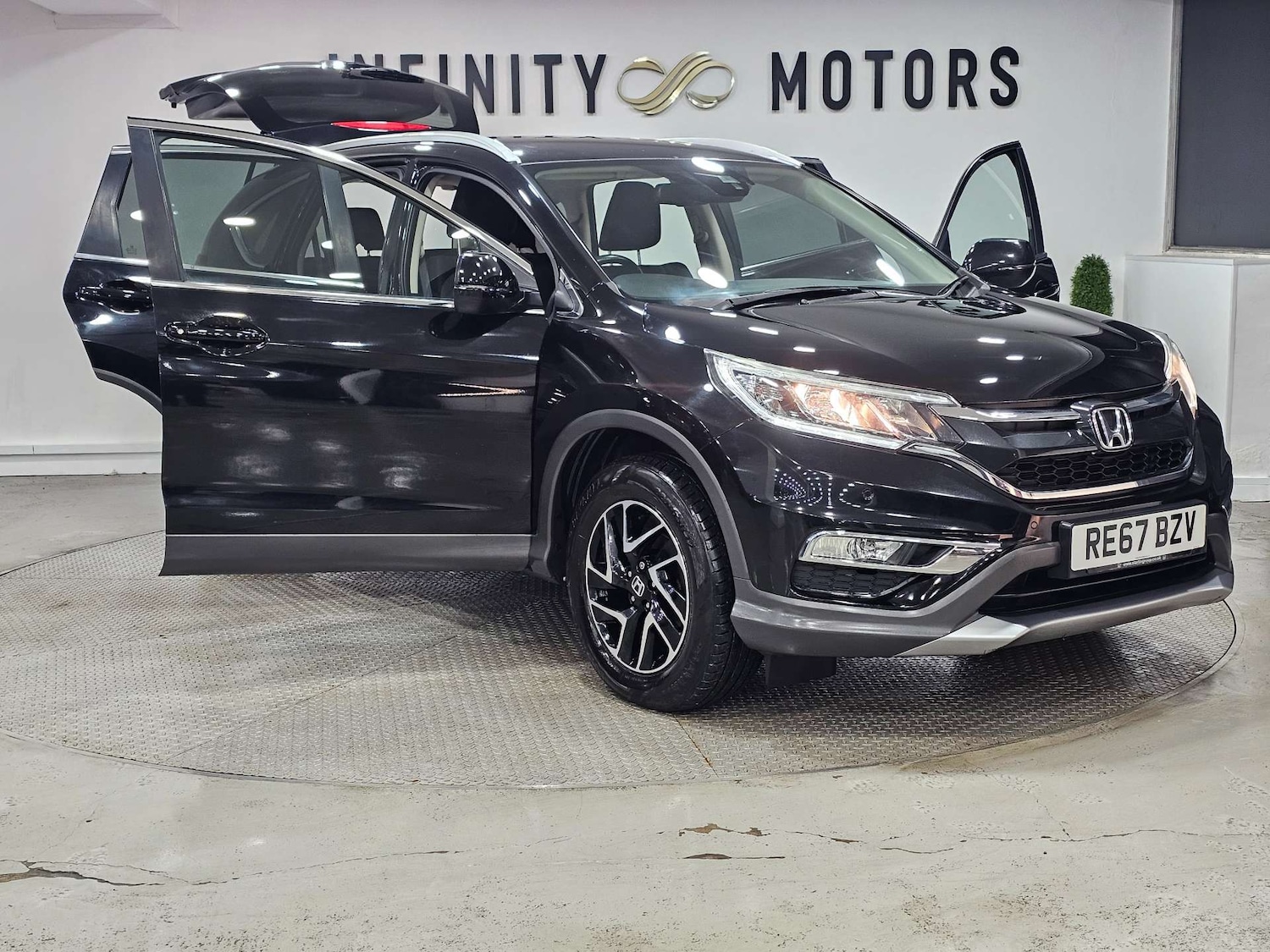 Used Honda CR-V 2017 for sale - 77047454: Photo 43