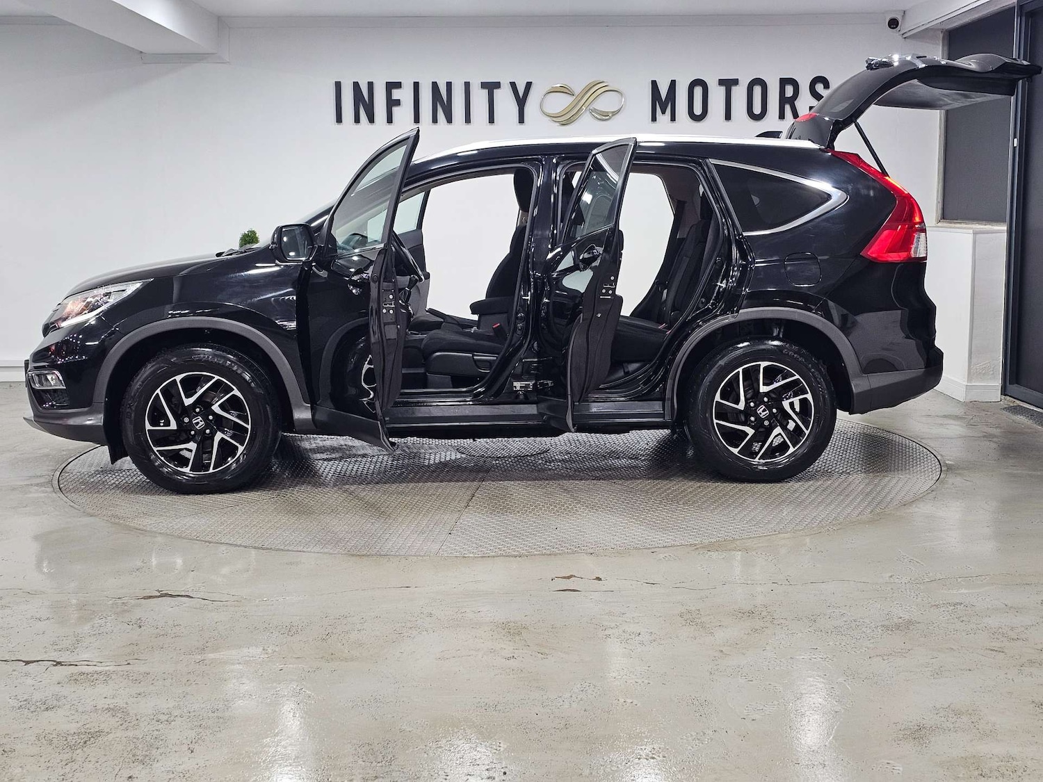 Used Honda CR-V 2017 for sale - 77047454: Photo 46