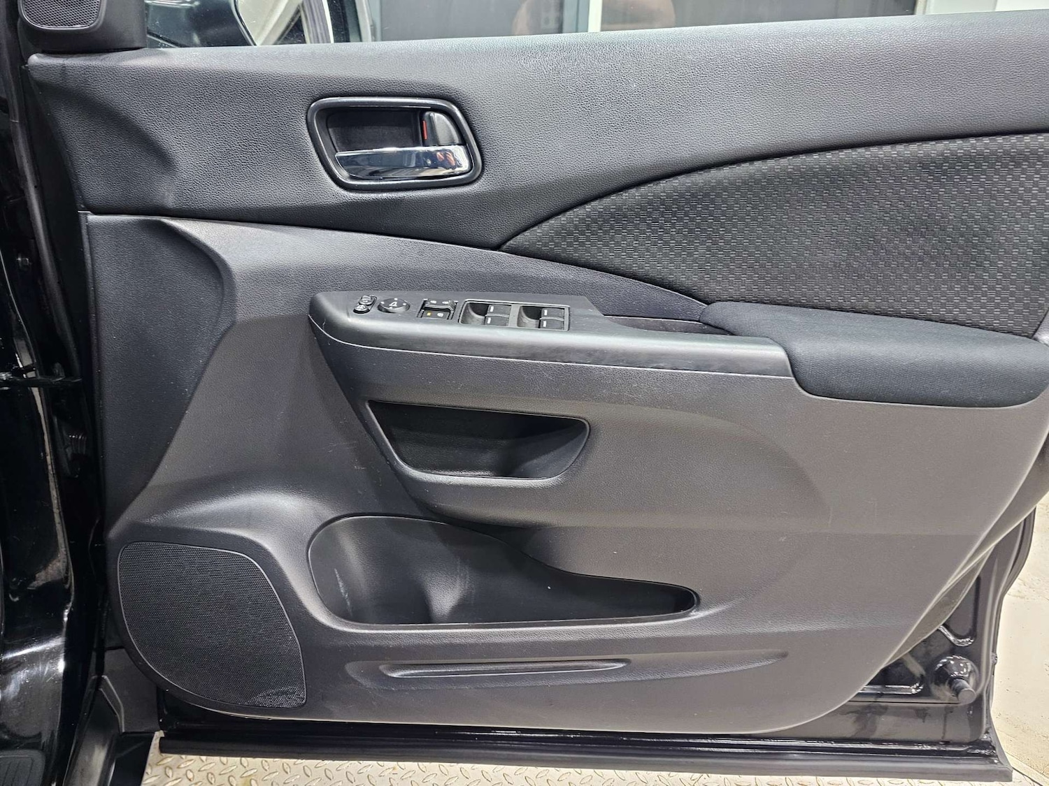 Used Honda CR-V 2017 for sale - 77047454: Photo 53