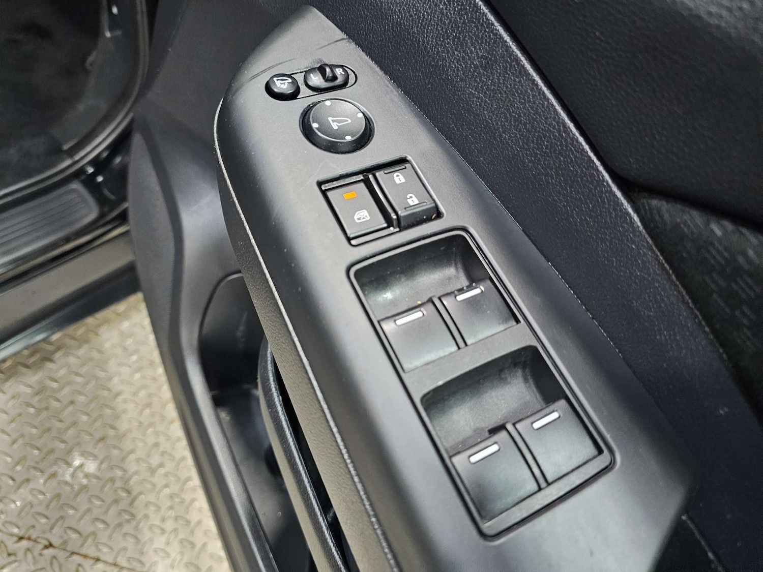 Used Honda CR-V 2017 for sale - 77047454: Photo 54