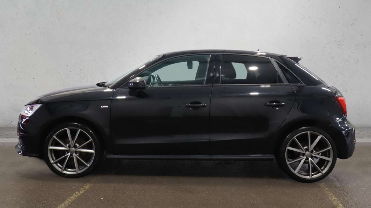Used Audi A1 2016 for sale - 77118823: Photo 7