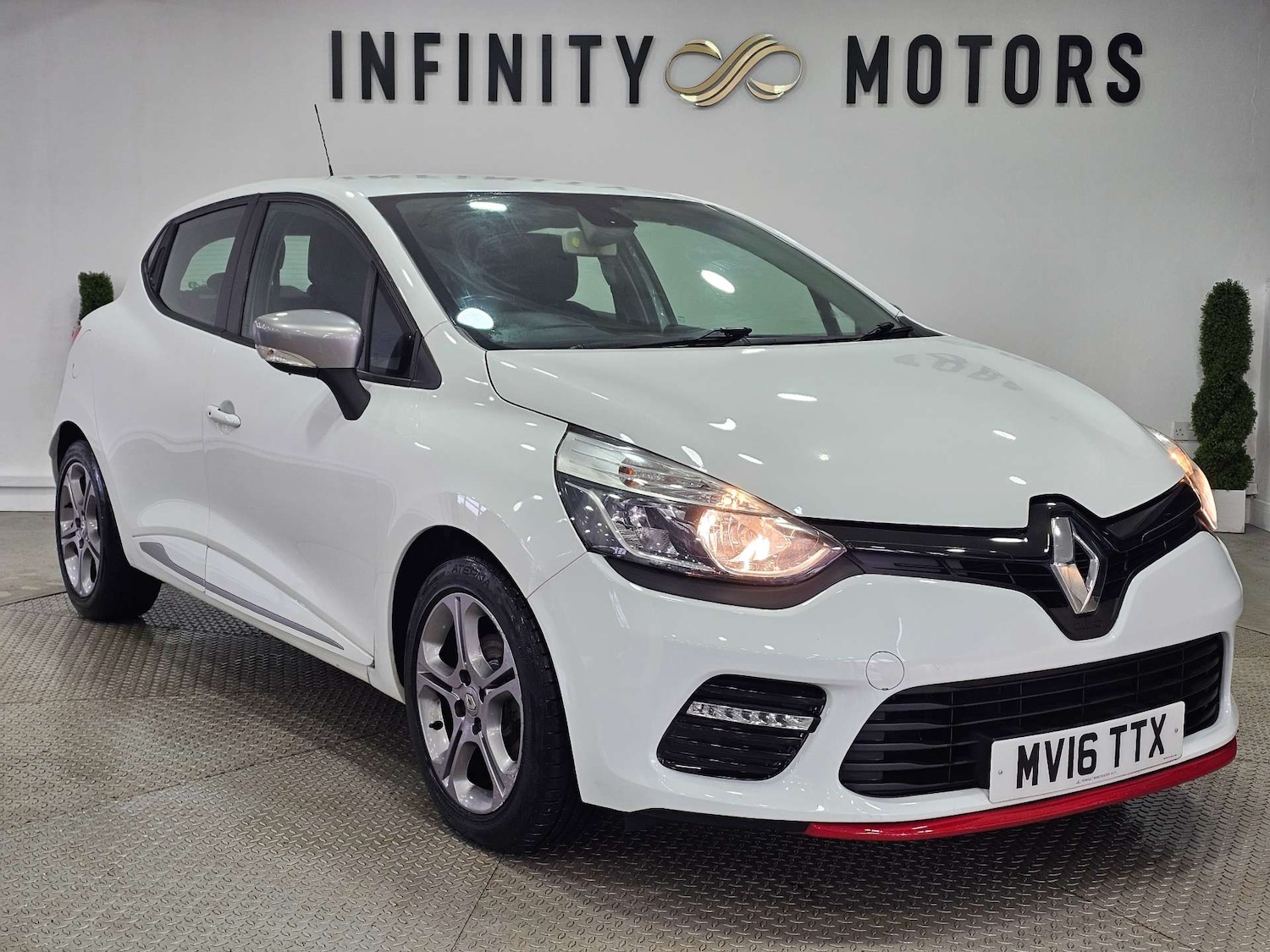 Used Renault Clio 2016 for sale - 77542688: Photo 1