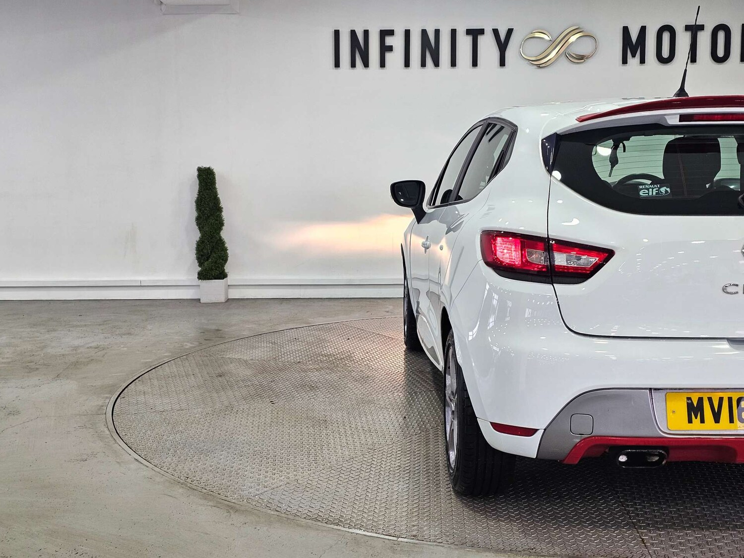 Used Renault Clio 2016 for sale - 77542688: Photo 31