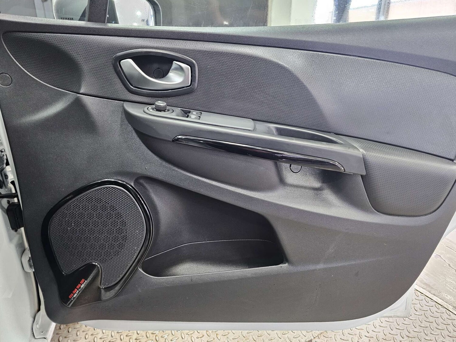 Used Renault Clio 2016 for sale - 77542688: Photo 53