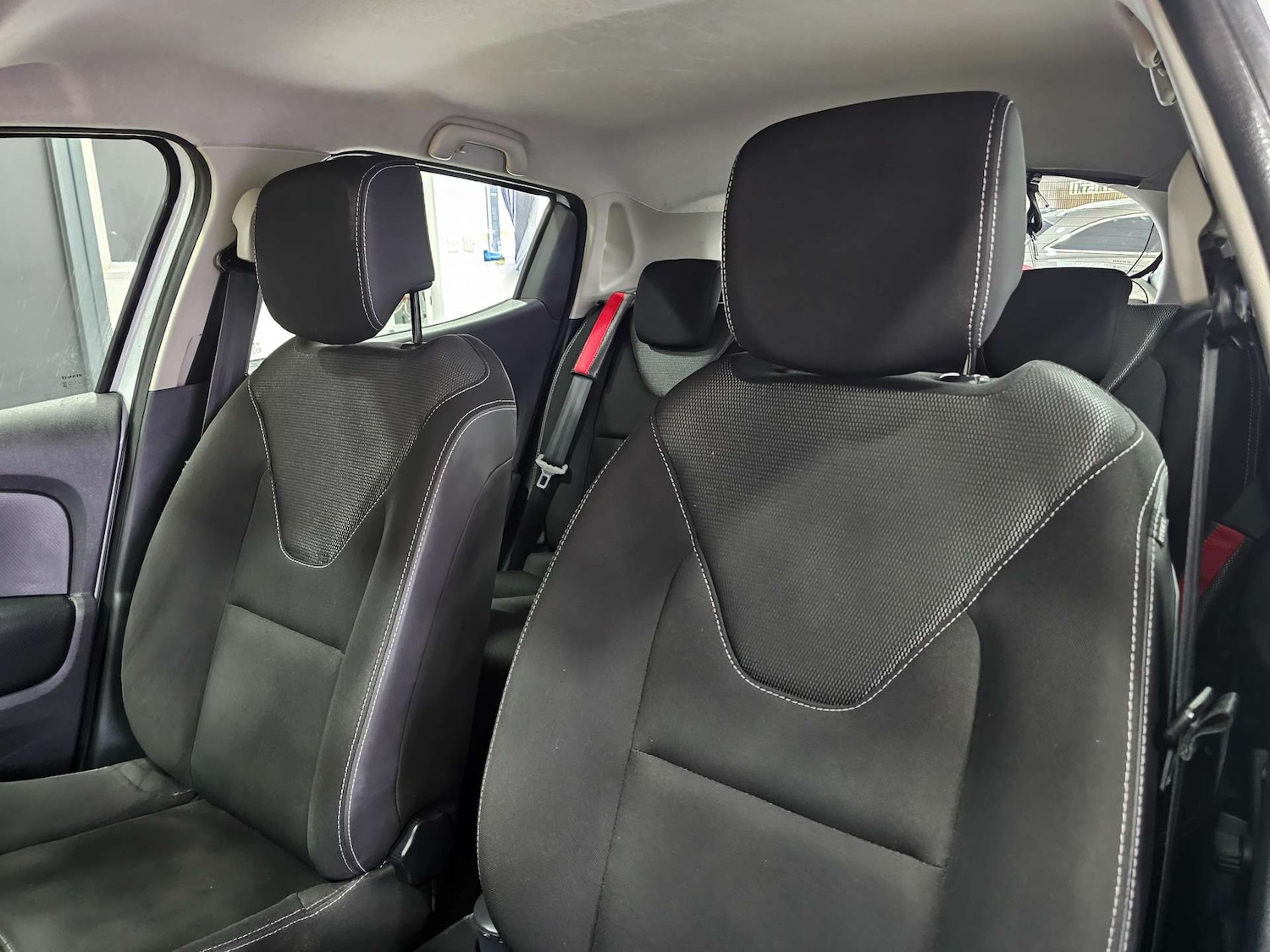 Used Renault Clio 2016 for sale - 77542688: Photo 85