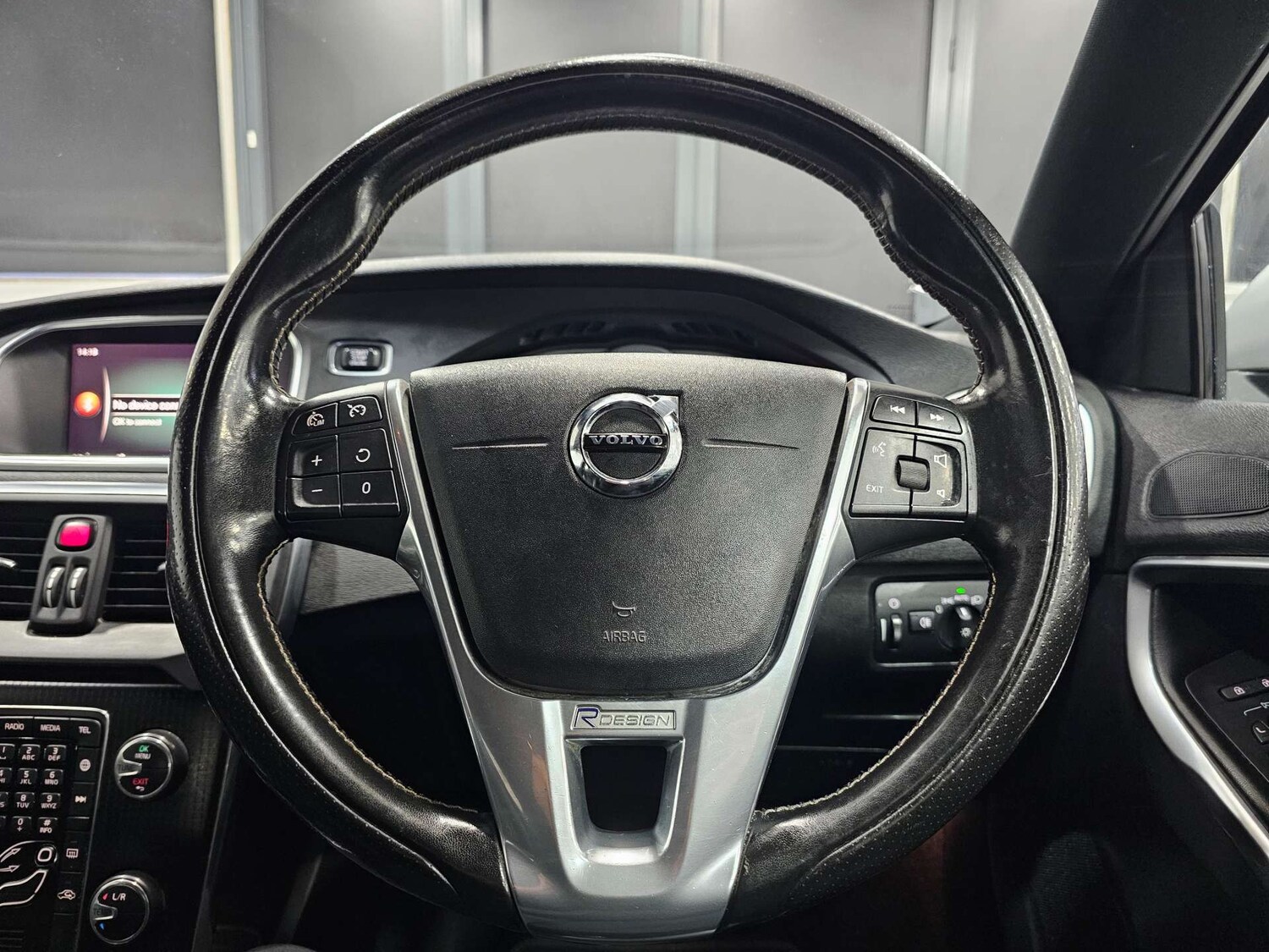 Used Volvo V40 2017 for sale - 77417621: Photo 13