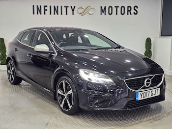 Used Volvo V40 2017 for sale - 77417621: Photo