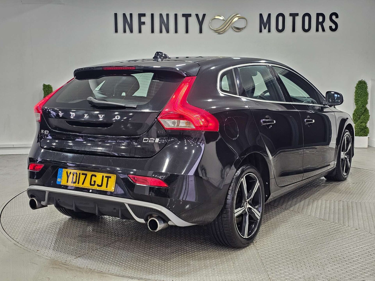 Used Volvo V40 2017 for sale - 77417621: Photo 32