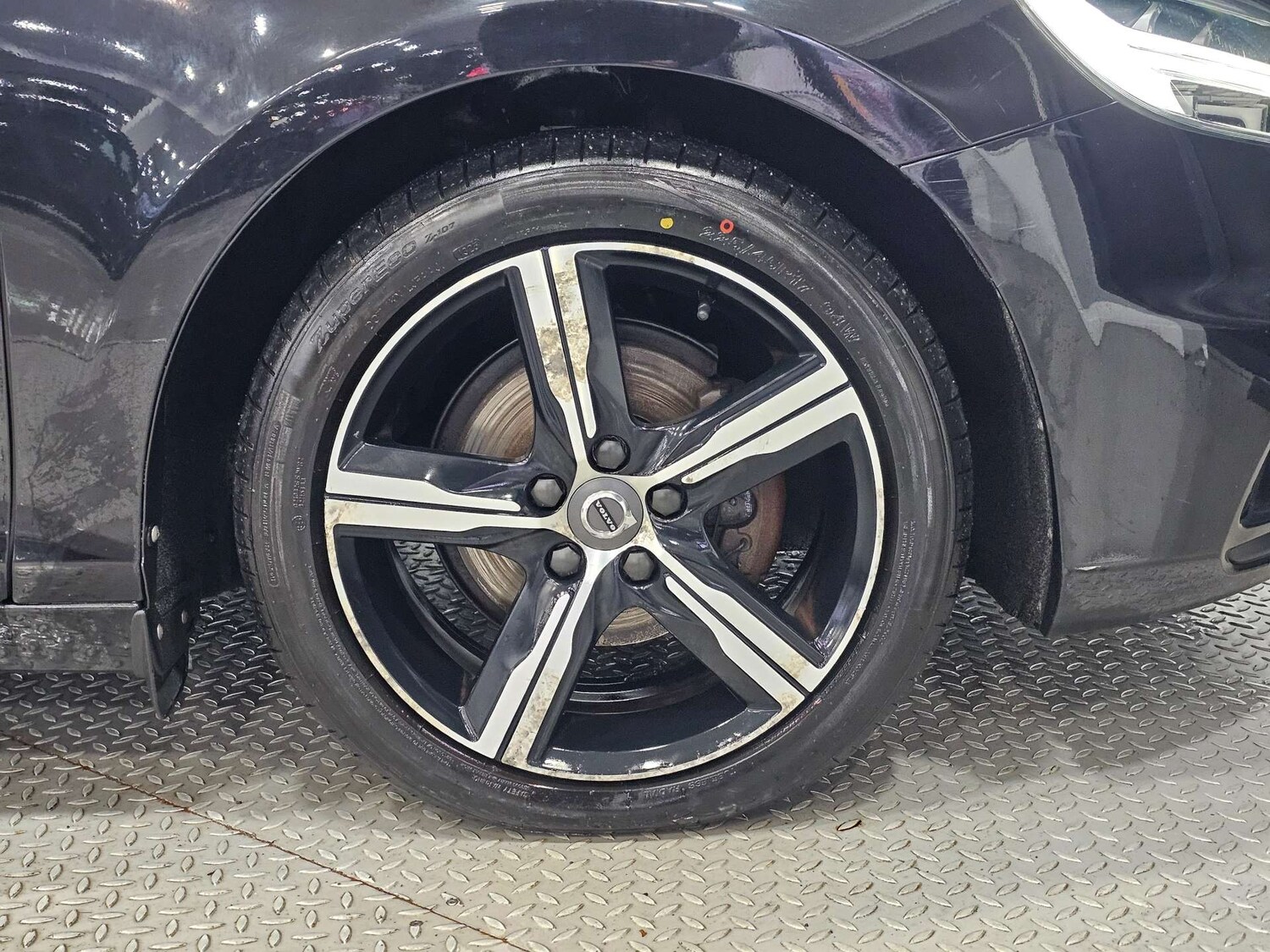 Used Volvo V40 2017 for sale - 77417621: Photo 40