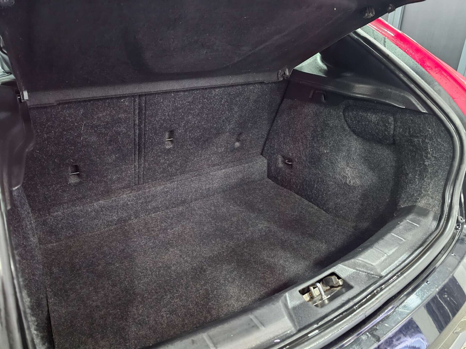 Used Volvo V40 2017 for sale - 77417621: Photo 51