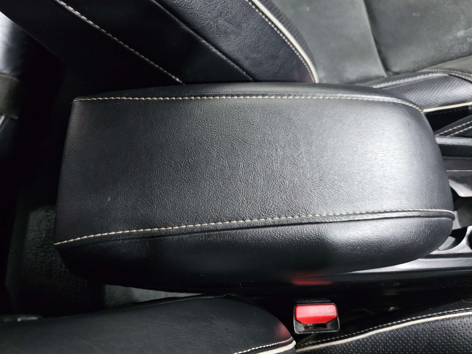 Used Volvo V40 2017 for sale - 77417621: Photo 57