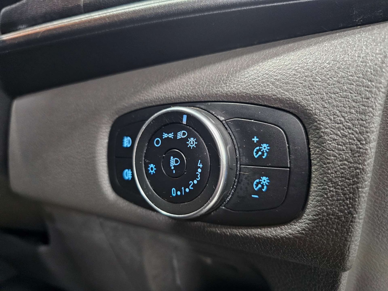 Used Ford Transit Custom 2019 for sale - 77700899: Photo 38