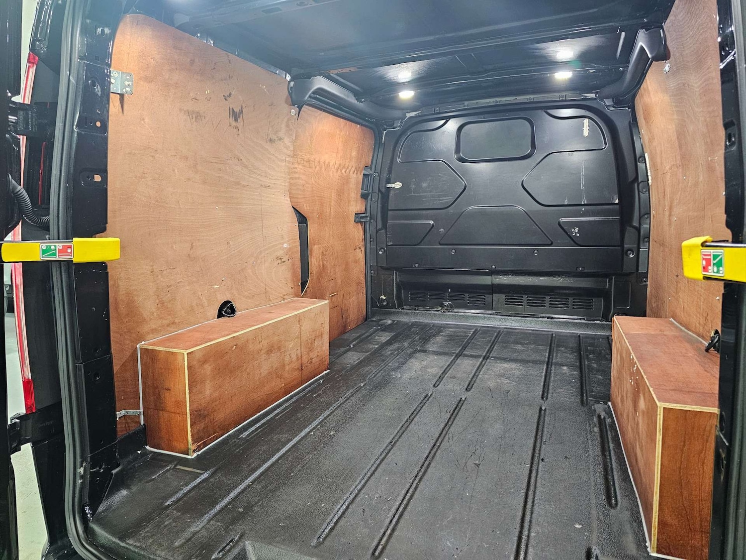 Used Ford Transit Custom 2019 for sale - 77700899: Photo 90