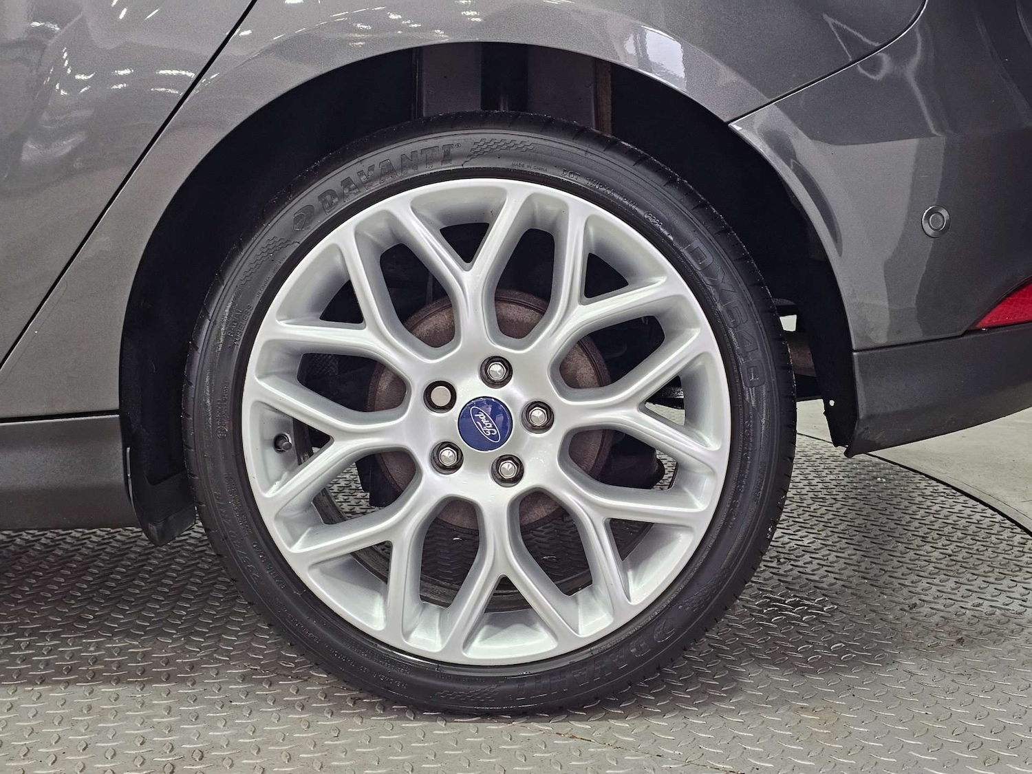 Used Ford Focus 2017 for sale - 76972325: Photo 17