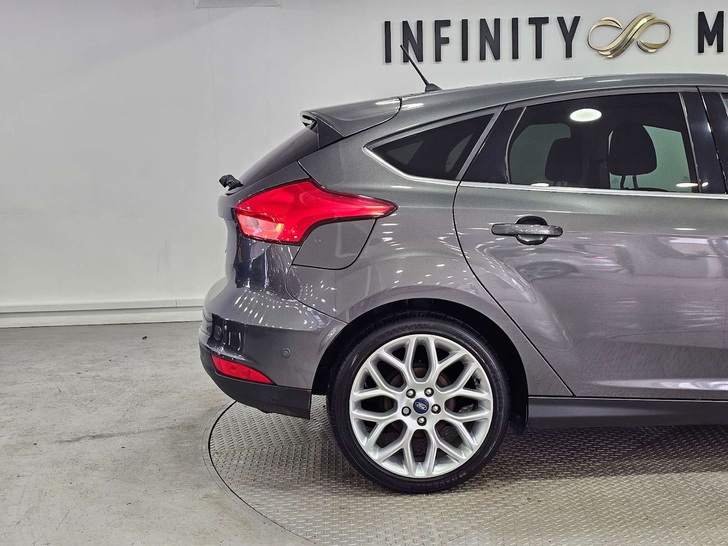 Used Ford Focus 2017 for sale - 76972325: Photo 27