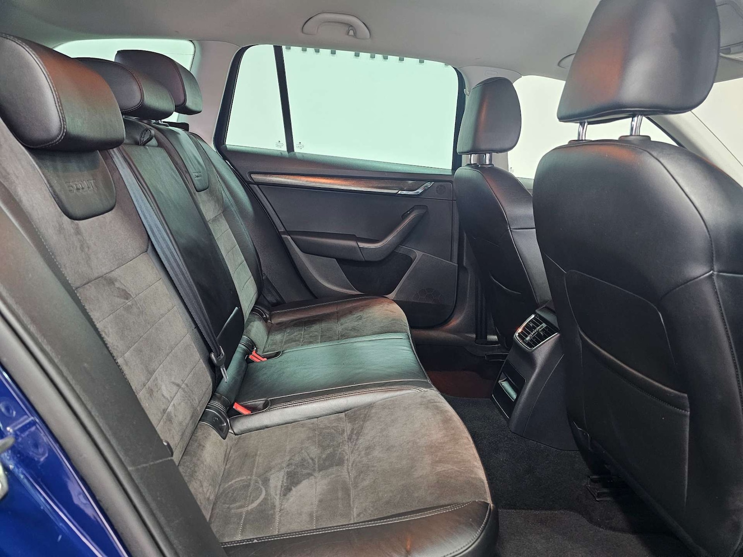 Used Skoda Octavia 2016 for sale - 77023566: Photo 75