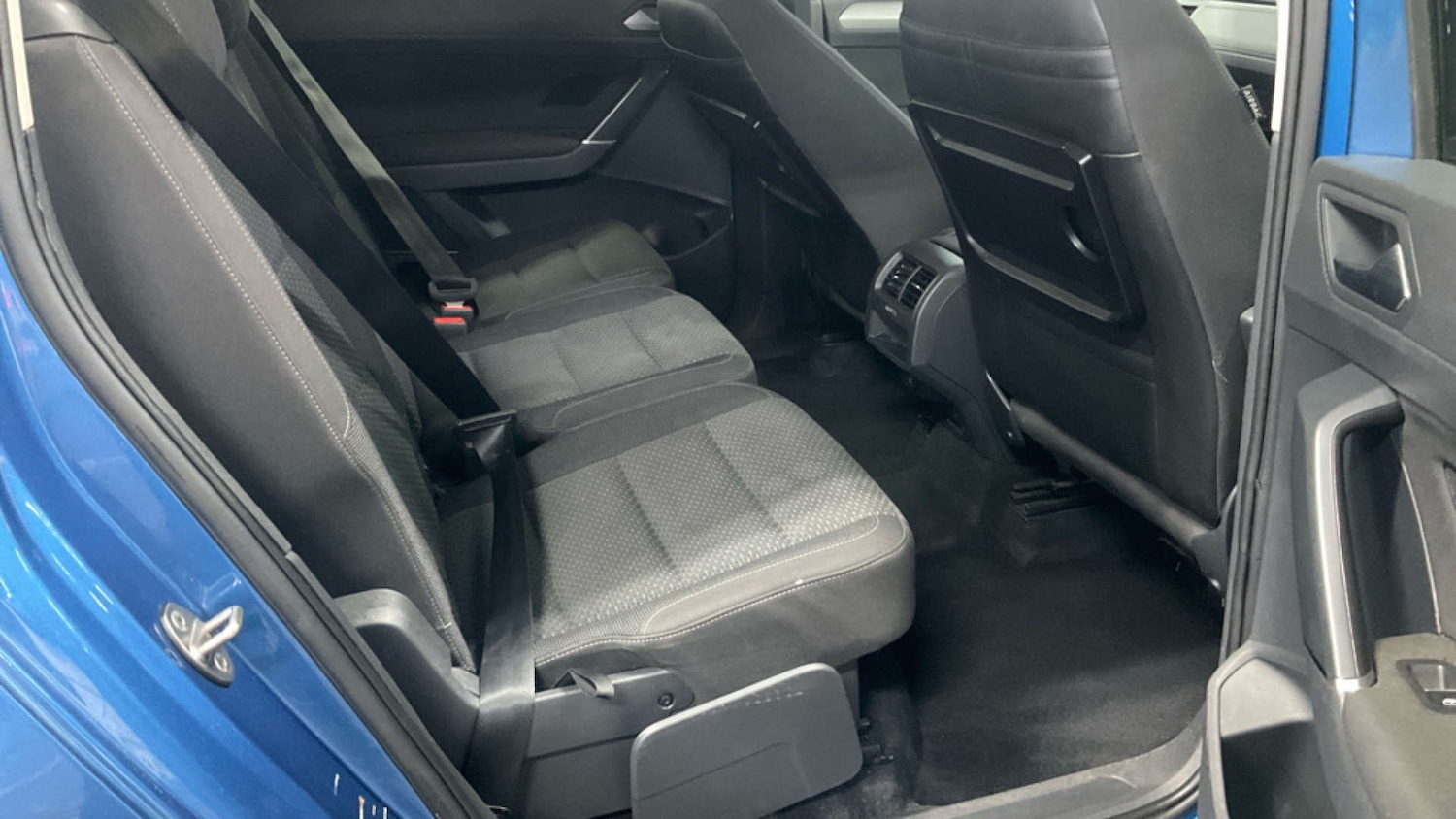 Used Volkswagen Touran 2016 for sale - 77073386: Photo 8