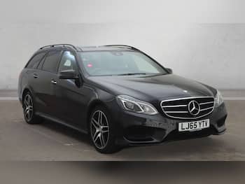 Used Mercedes-Benz E Class 2015 for sale - 79672642: Photo