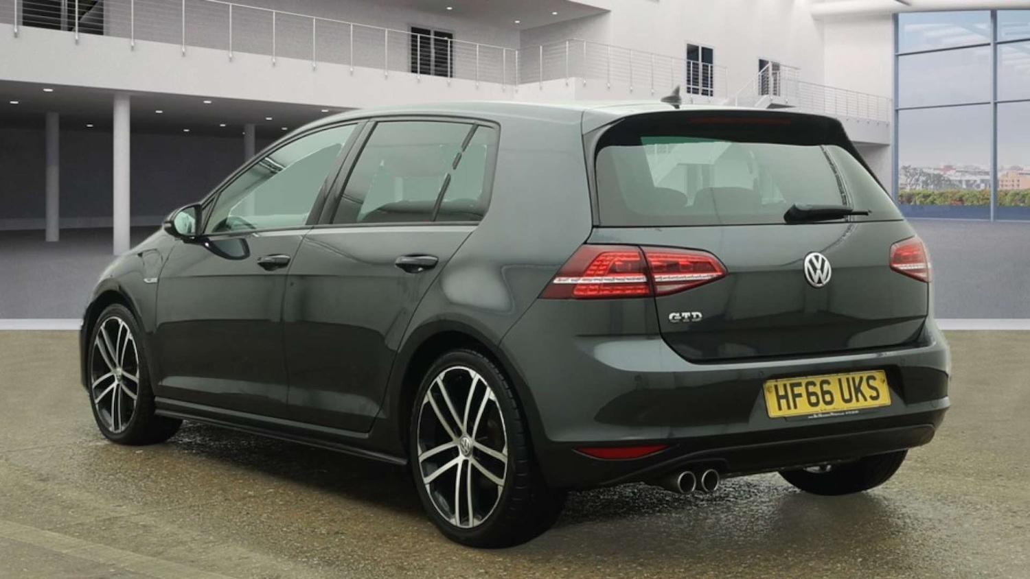 Used Volkswagen Golf 2016 for sale - 77262814: Photo 4