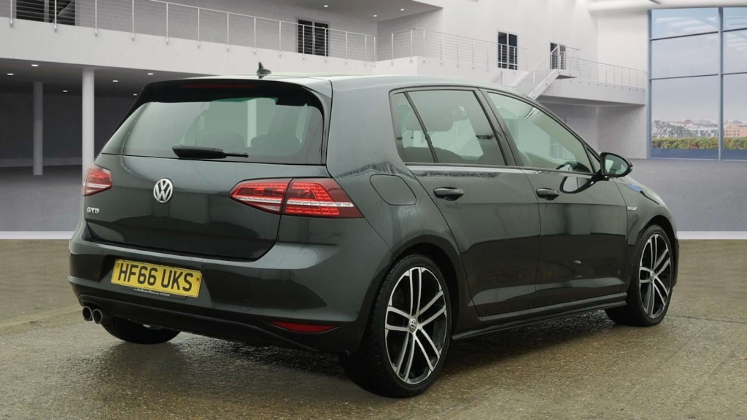 Used Volkswagen Golf 2016 for sale - 77262814: Photo 5