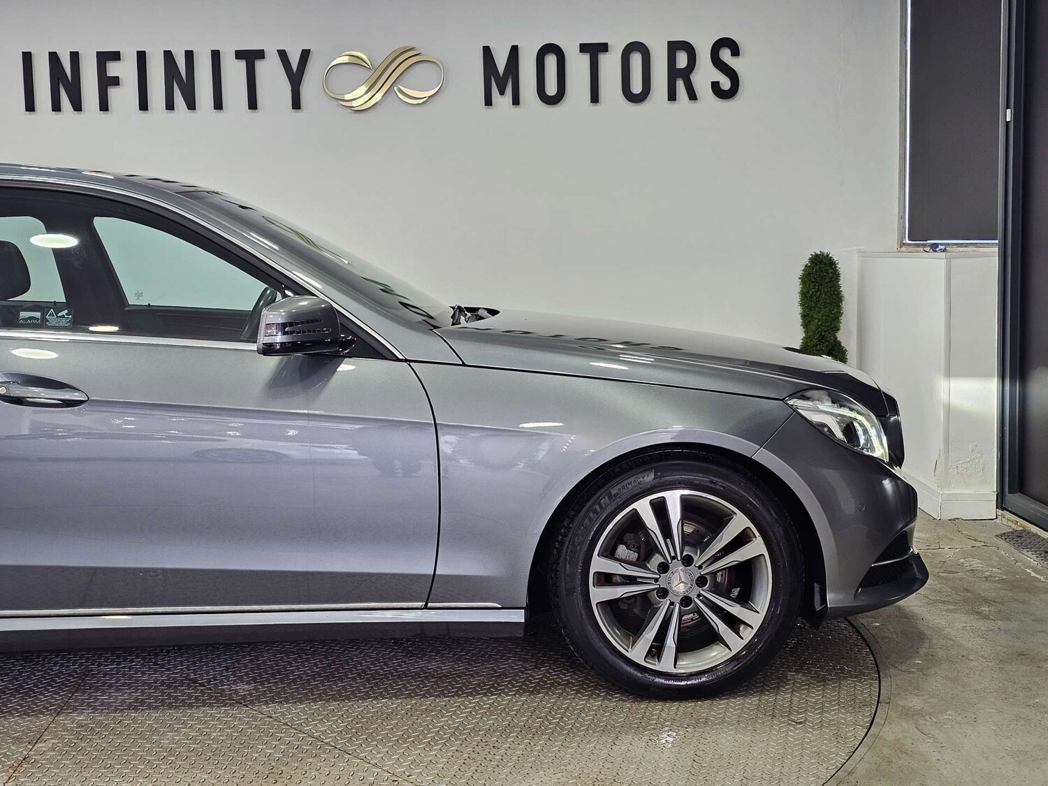 Used Mercedes-Benz E Class 2015 for sale - 78083581: Photo 36