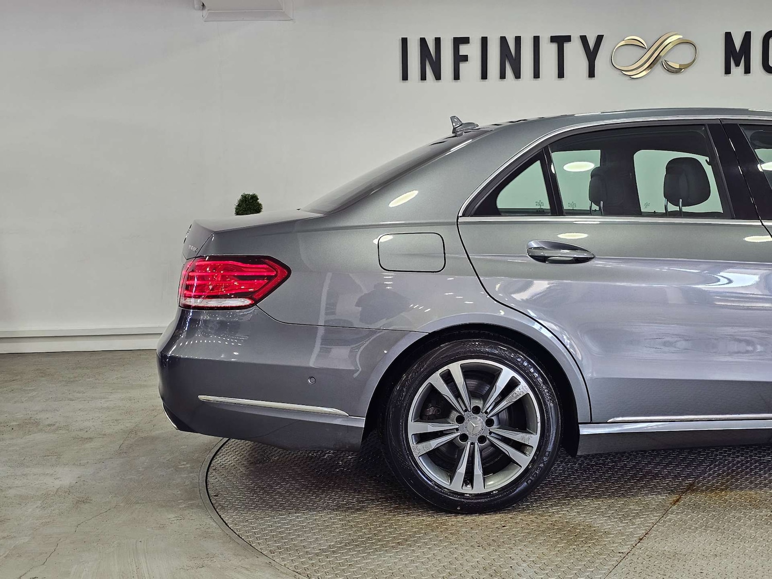 Used Mercedes-Benz E Class 2015 for sale - 78083581: Photo 37