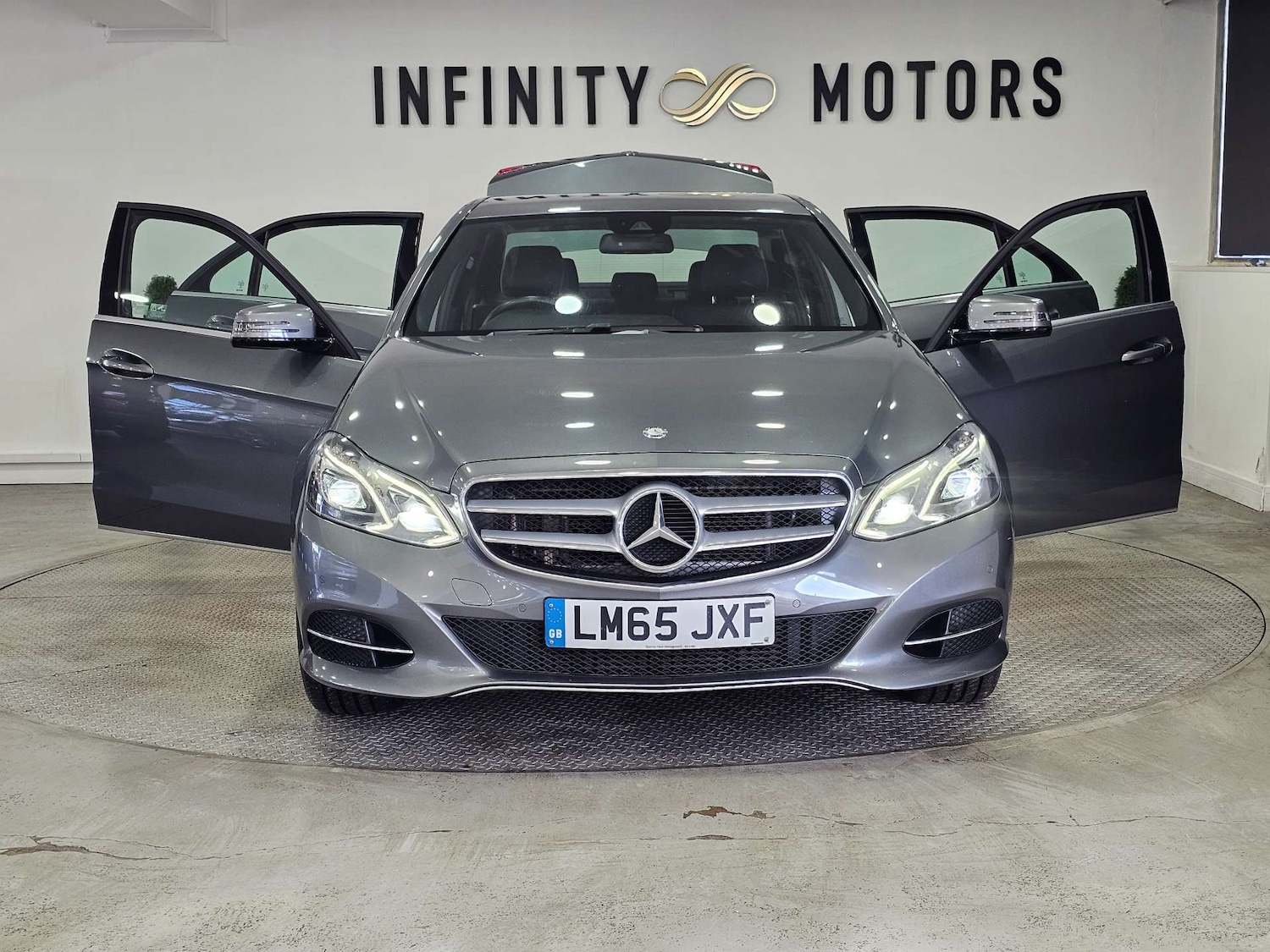 Used Mercedes-Benz E Class 2015 for sale - 78083581: Photo 44
