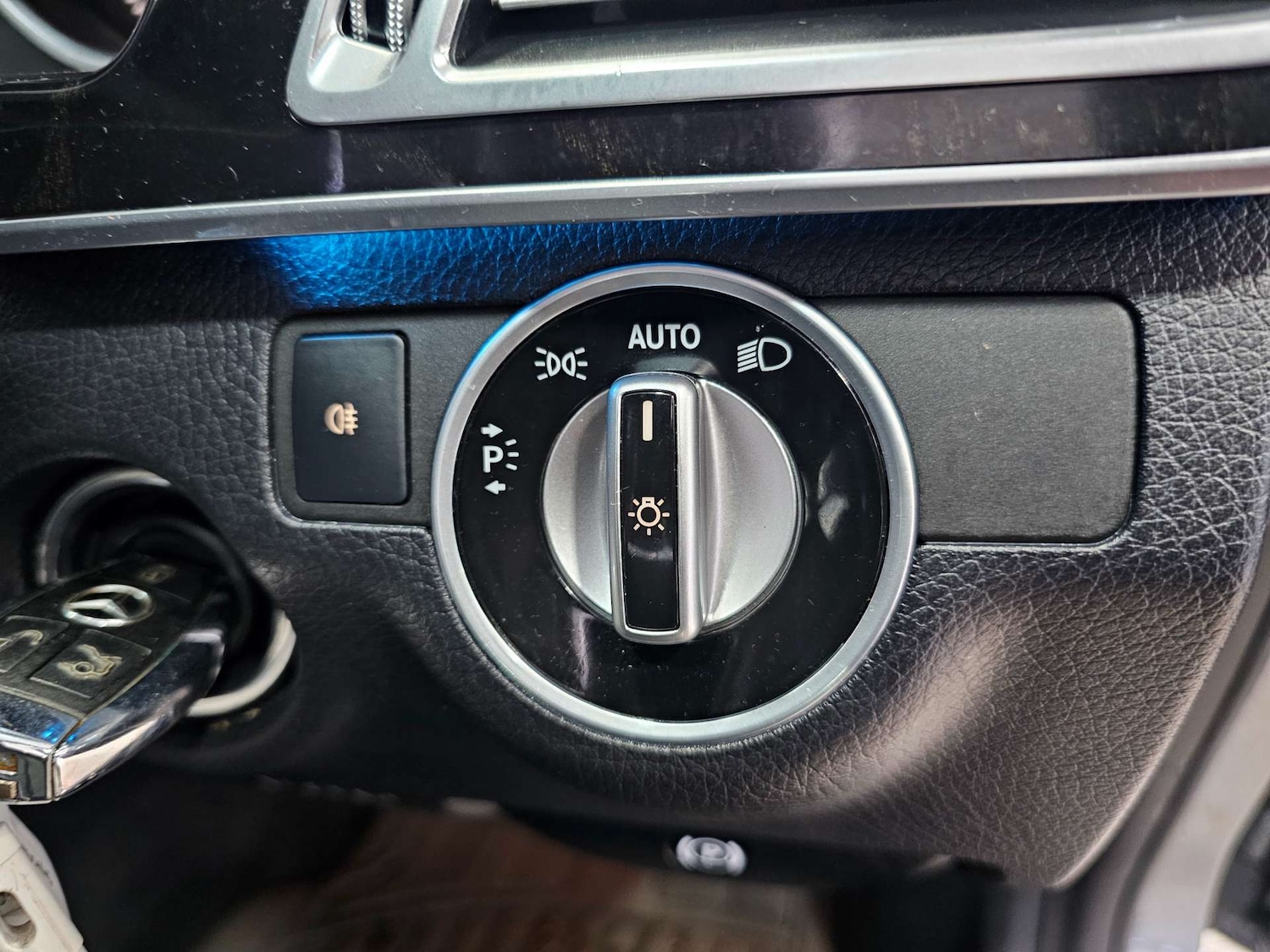 Used Mercedes-Benz E Class 2015 for sale - 78083581: Photo 58