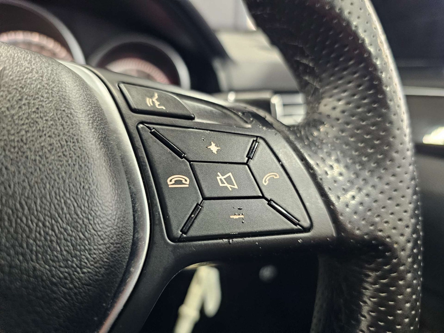 Used Mercedes-Benz E Class 2015 for sale - 78083581: Photo 65