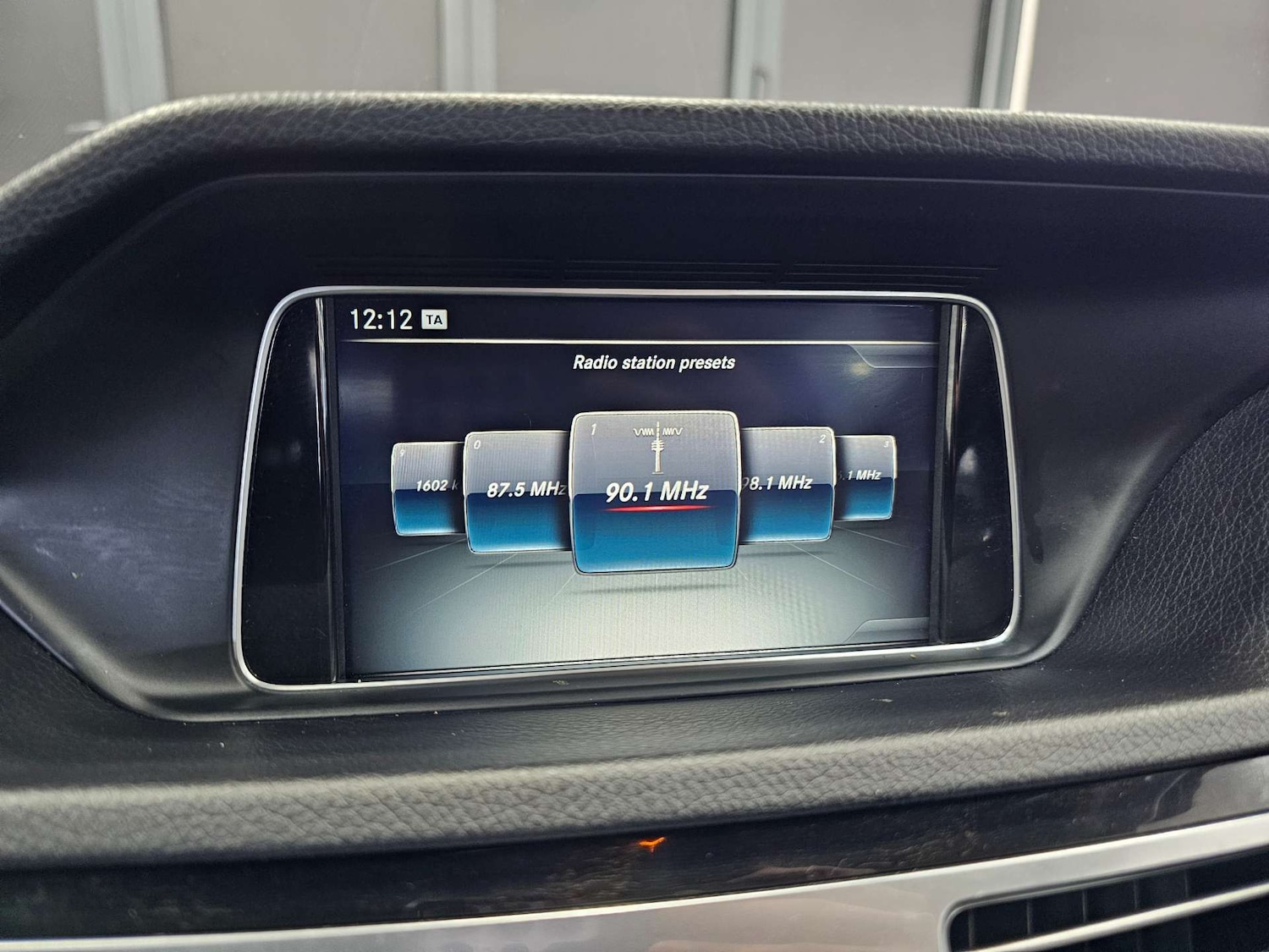 Used Mercedes-Benz E Class 2015 for sale - 78083581: Photo 71