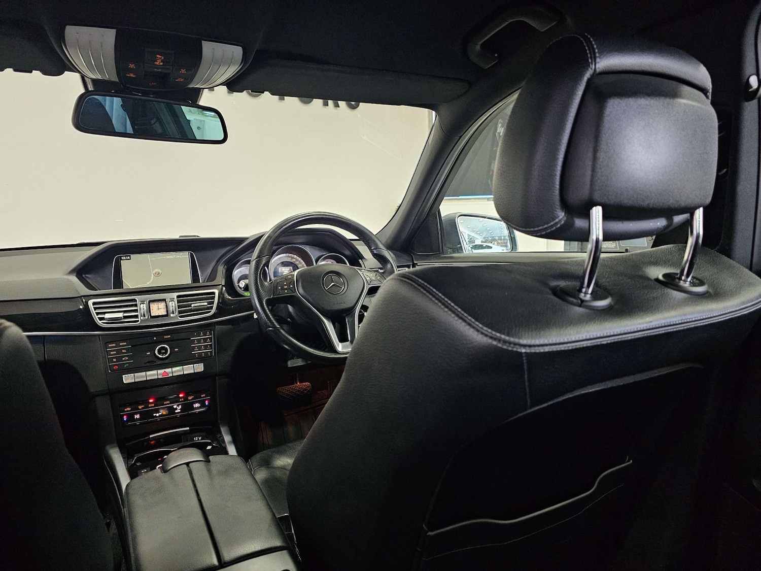 Used Mercedes-Benz E Class 2015 for sale - 78083581: Photo 87