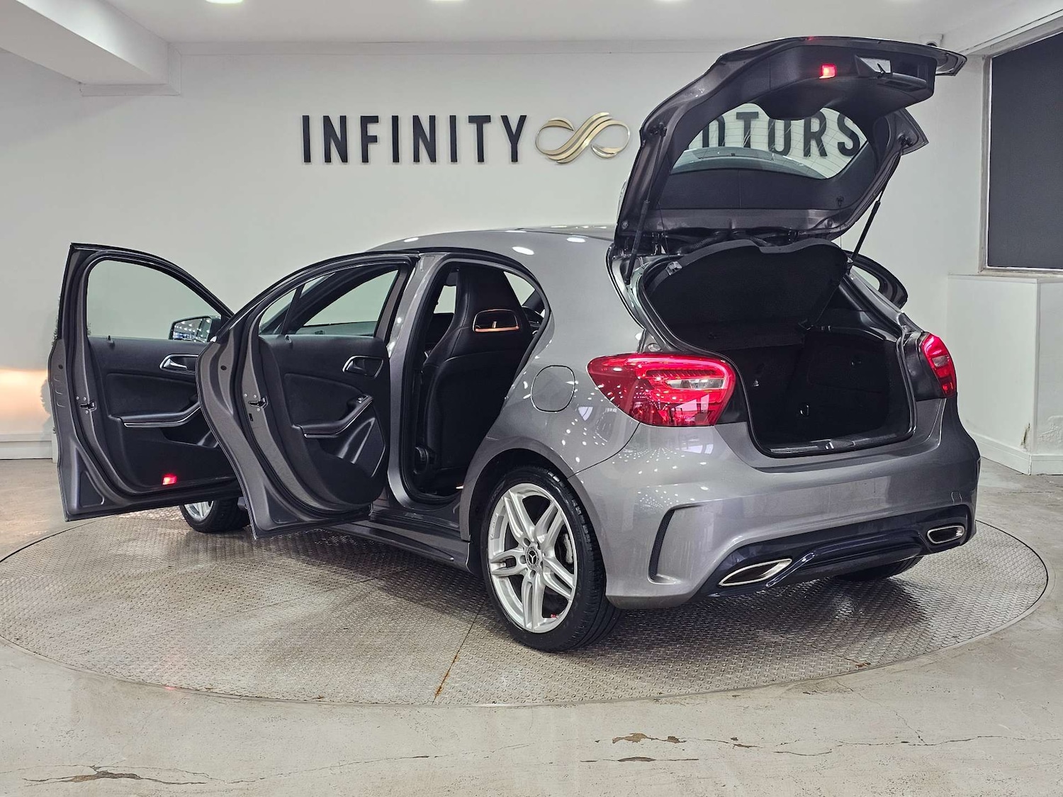 Used Mercedes-Benz A-Class 2018 for sale - 77797063: Photo 47