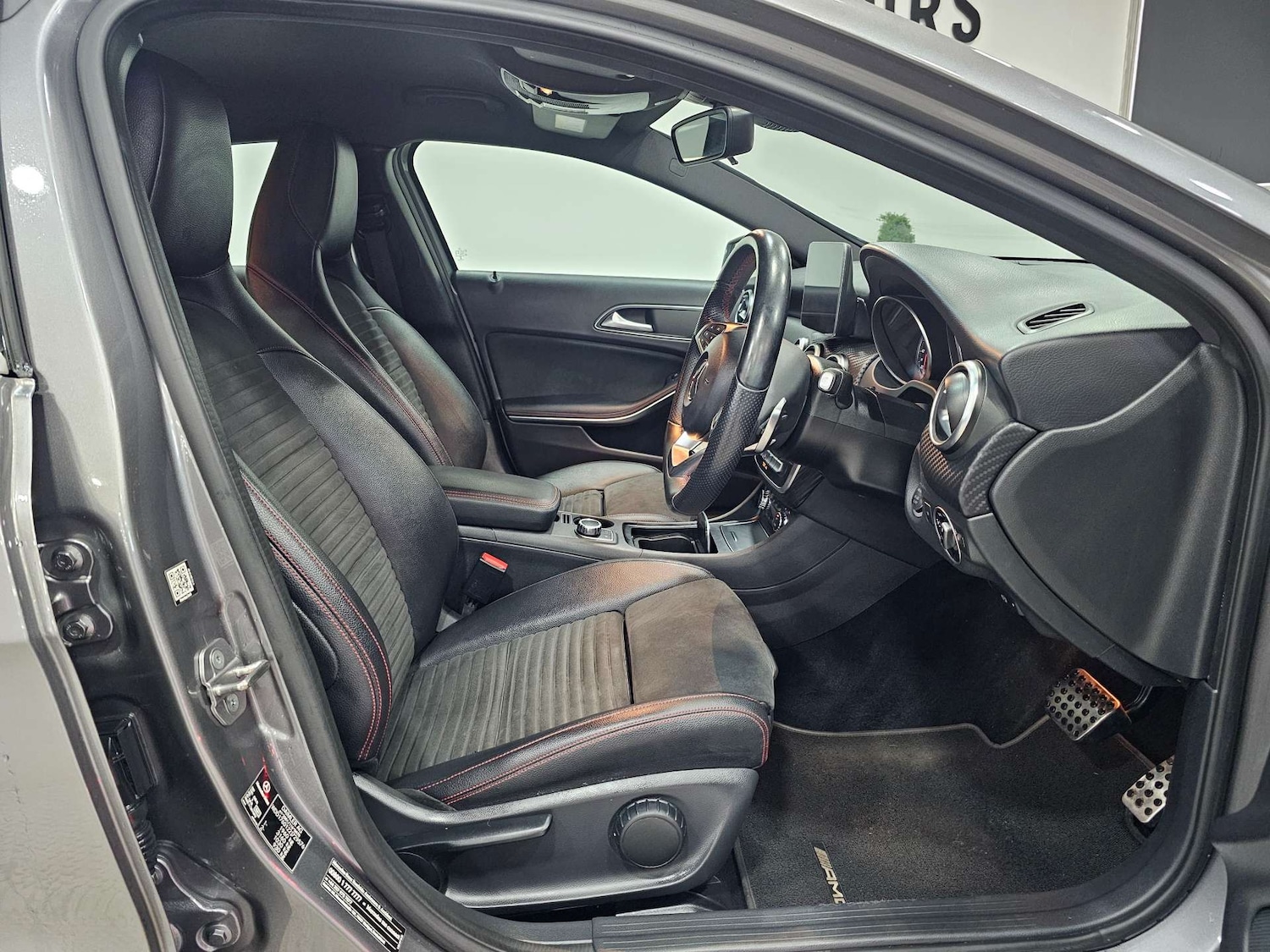 Used Mercedes-Benz A-Class 2018 for sale - 77797063: Photo 5