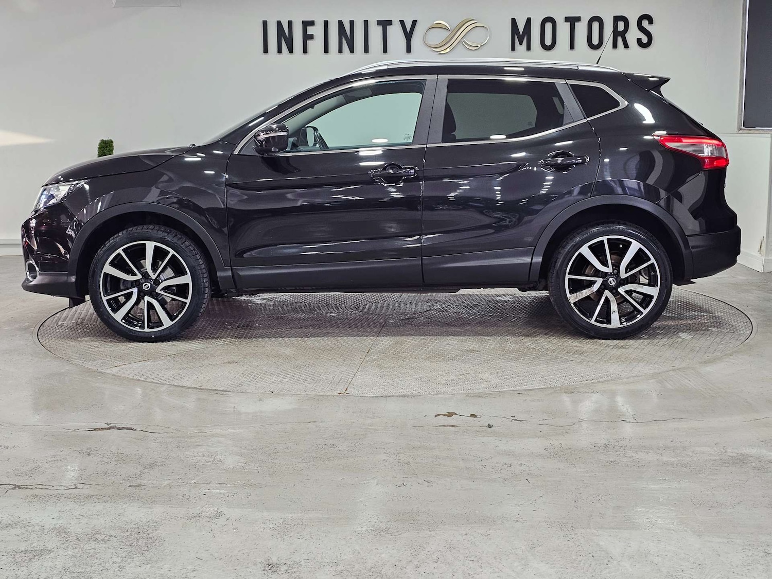 Used Nissan Qashqai 2016 for sale - 77805503: Photo 20