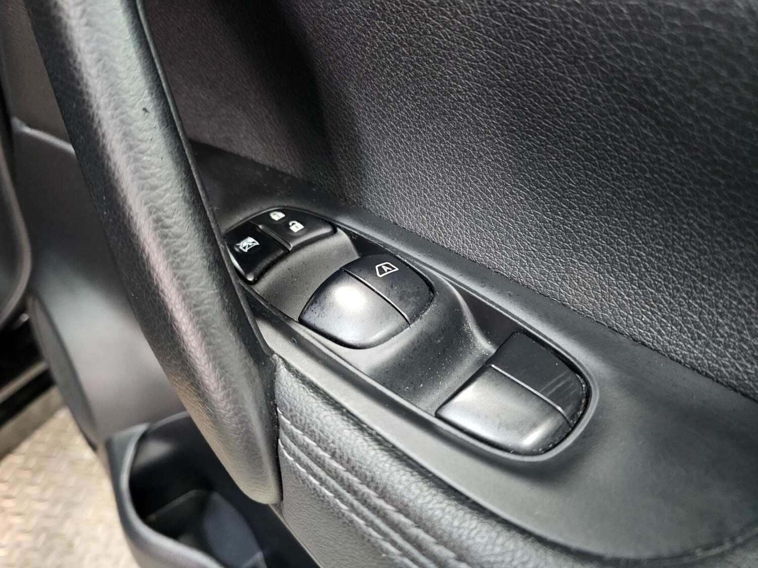 Used Nissan Qashqai 2016 for sale - 77805503: Photo 51